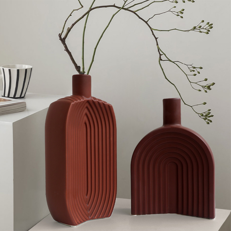 北欧轻奢陶瓷花瓶艺术装饰花器客厅家居插花干花民宿餐桌样板间摆