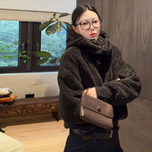 LUNA 暖炉 aIo两色帽子可拆羊羔毛外套