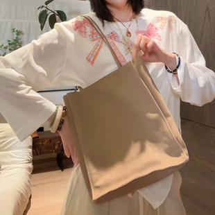 LUNA row小胎牛麂皮极简百搭设计手提托特包 信鸽