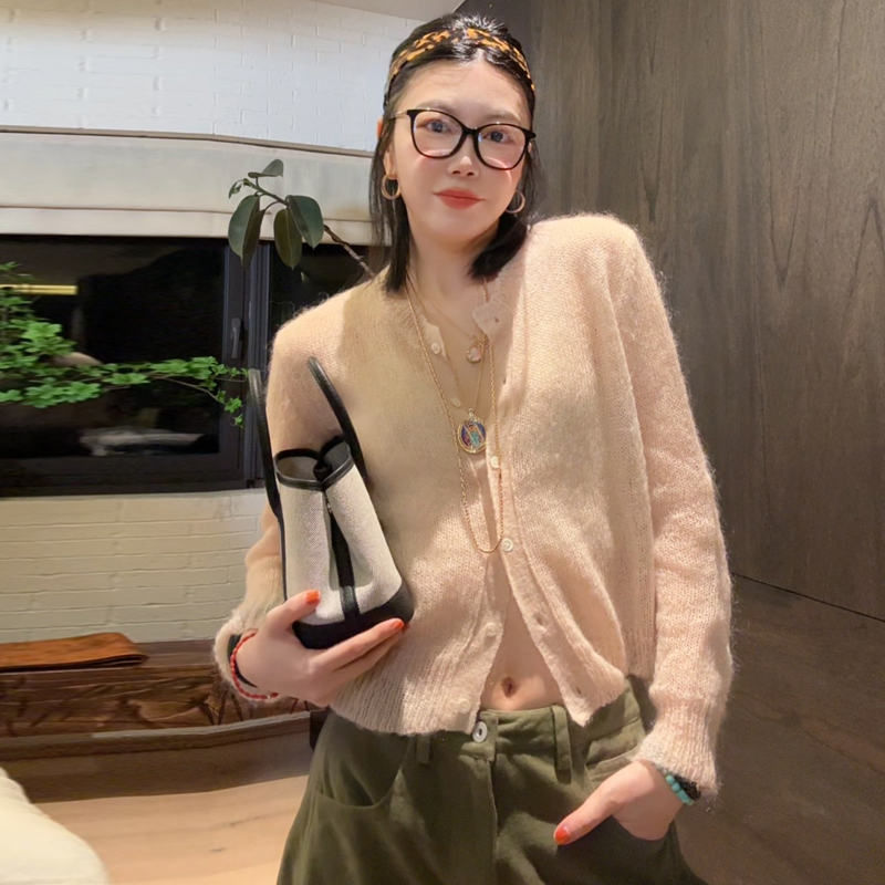 薄款羊毛针织休闲毛衣