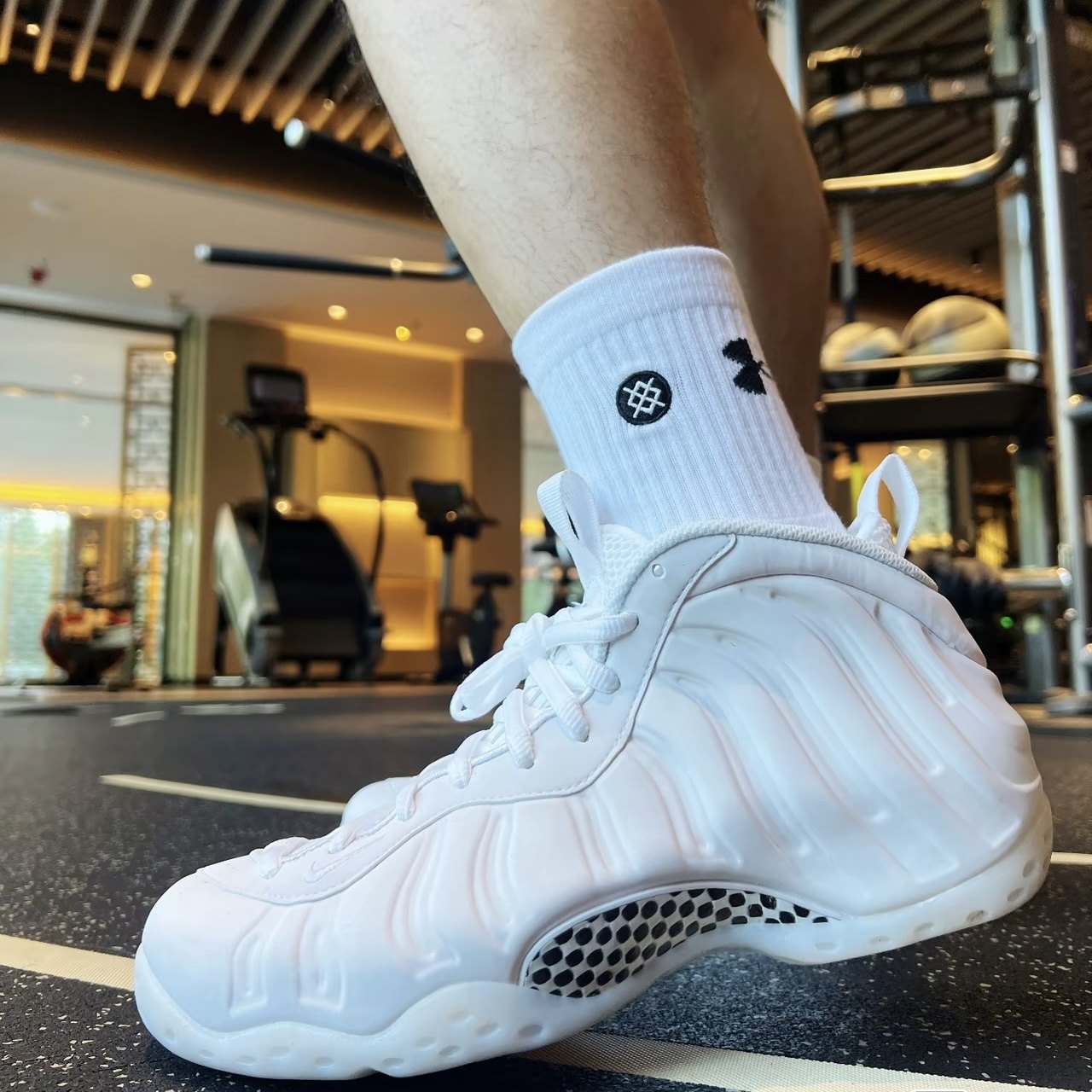 耐克Nike Air Foamposite One男子复古白喷耐磨篮球鞋 HJ5195-100,运动鞋new,篮球鞋,淘宝优惠券,粉丝福利购,淘宝优惠卷