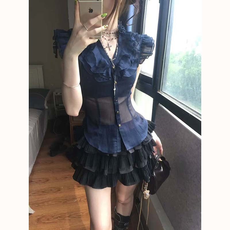 2025新品ins纯欲修身显瘦设计感上衣+甜酷短款蛋糕裙子套装女