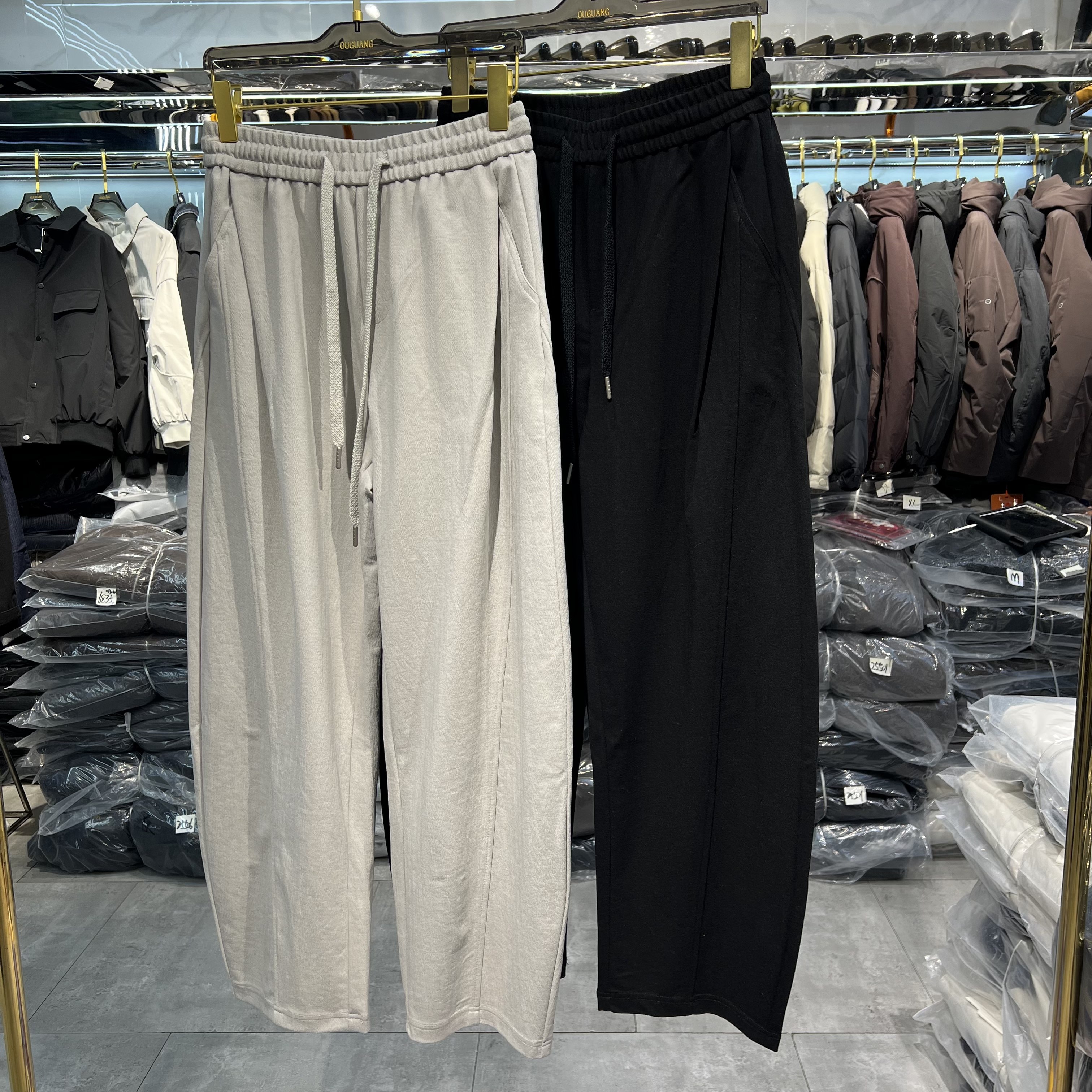 实体商场2026春季新款高腰显瘦系带松弛感弯刀裤百搭休闲裤男痞帅,男装,卫裤,淘宝优惠券,粉丝福利购,淘宝优惠卷