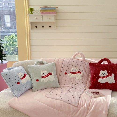 可爱秋冬牛奶绒抱枕被子两用