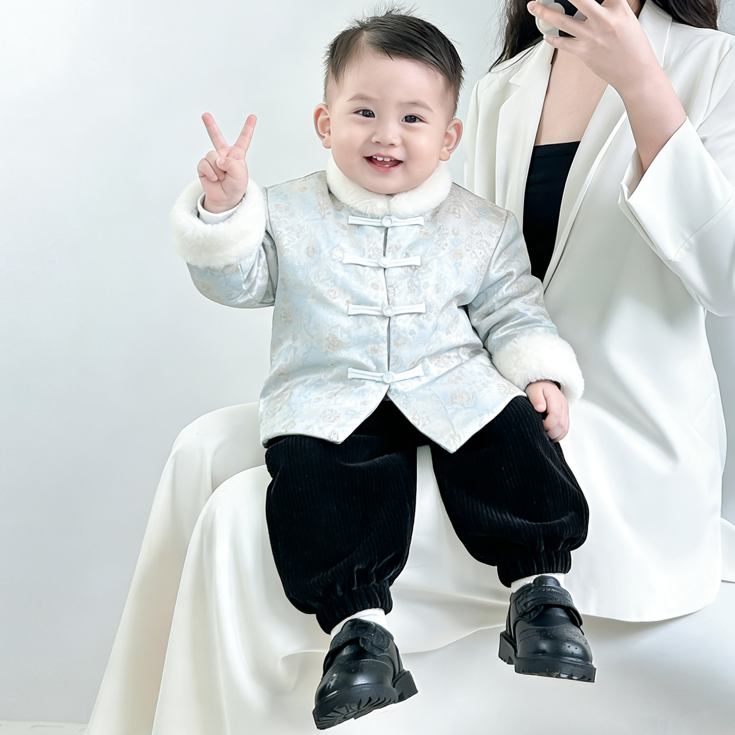 儿童国风唐装冬季加绒加厚男宝宝新中式年服国潮男童周岁生日礼服