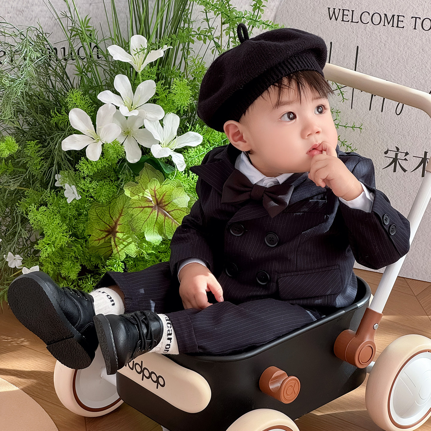 高端宝宝西装套装儿童生日西服帅气时髦小男孩礼服夏季款花童正装