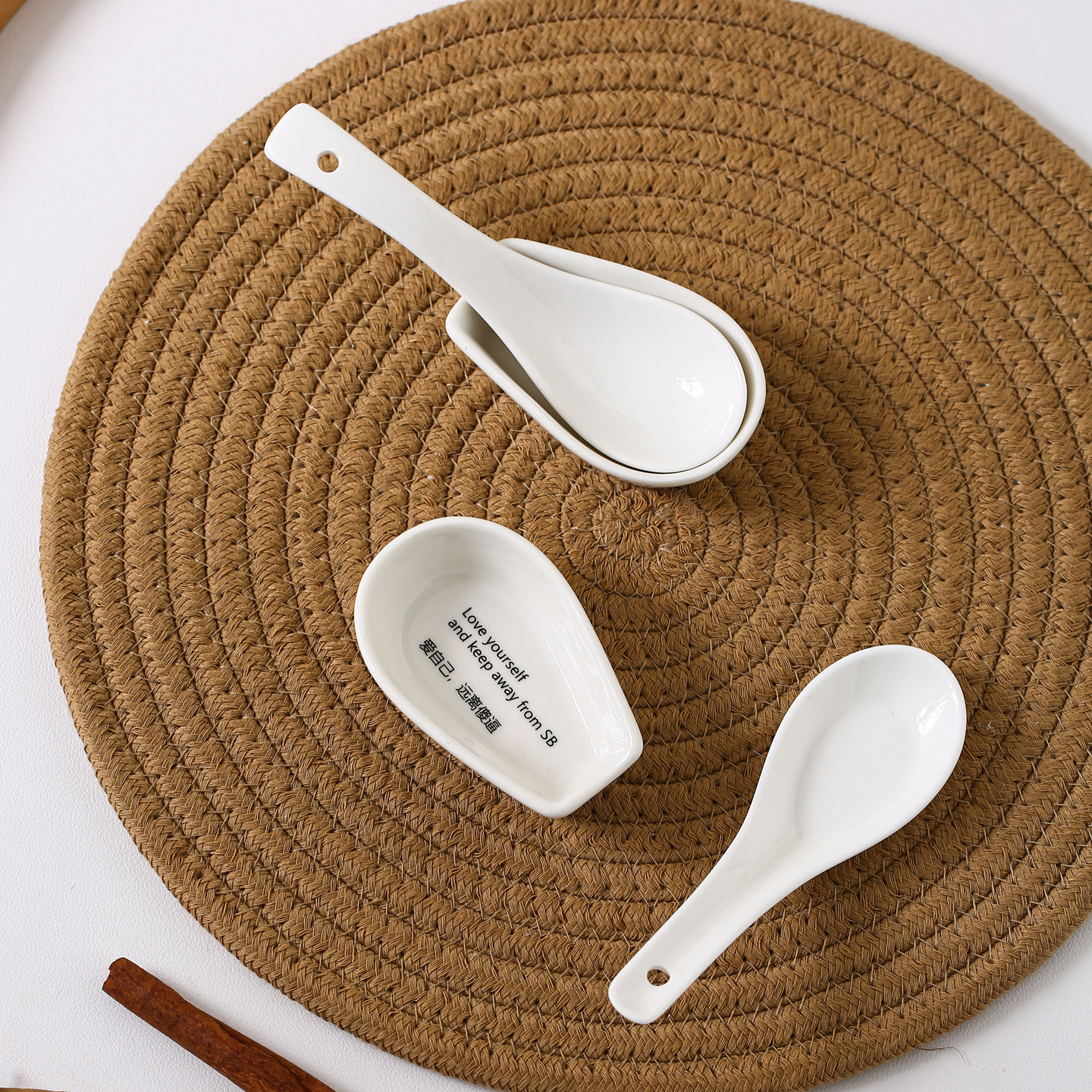 创意家用陶瓷火锅调羹托纯白勺子架勺子托骨瓷小汤勺桌面收纳盘子,餐饮具,筷子架,淘宝优惠券,粉丝福利购,淘宝优惠卷