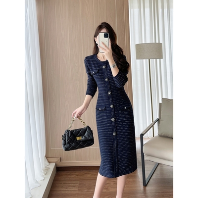 实拍现货小香风针织连衣裙女秋冬季新款过膝长款高级感内搭毛衣裙