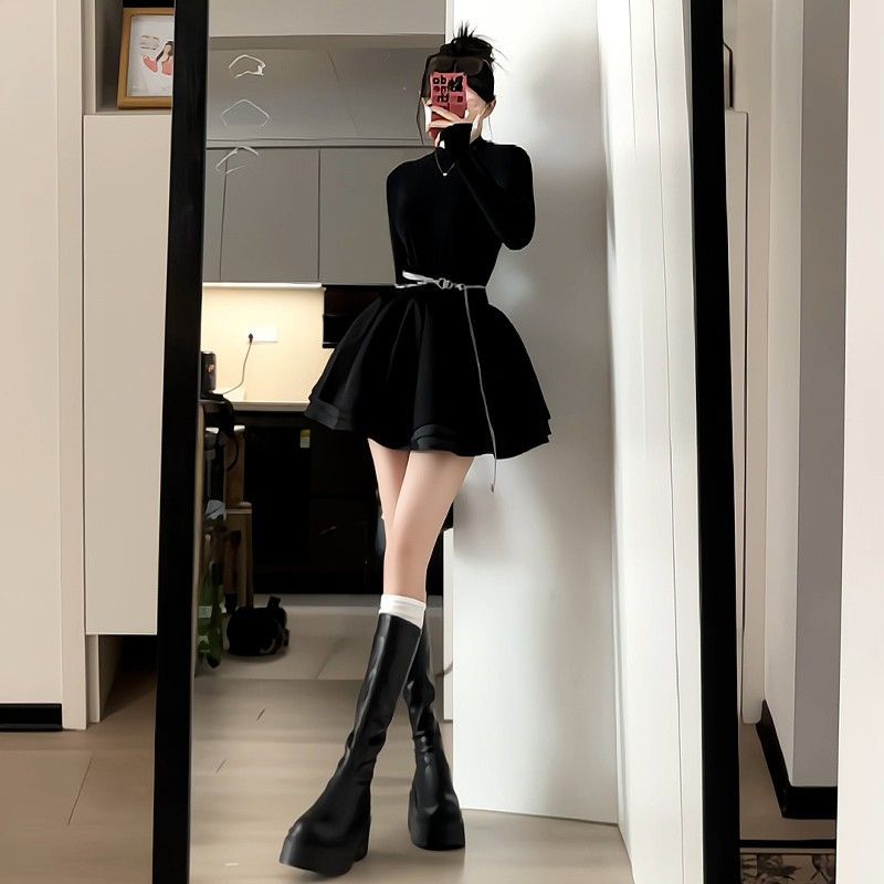 秋冬季半高领打底内搭显瘦小黑裙感气质千金公主蓬蓬连衣裙女装