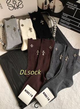 DLSOCK秋冬新款十字架重工字母中筒袜时尚百搭网红潮袜洞洞袜子女