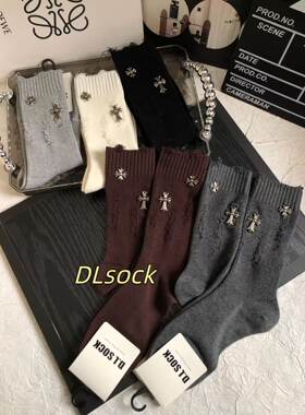 DLSOCK秋冬新款十字架重工字母中筒袜时尚百搭网红潮袜洞洞袜子女