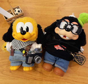 布鲁托娃衣泡泡玛特米奇家族系列可爱搪胶布鲁托高飞背带裤套装