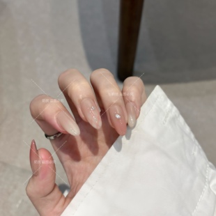 温柔甜妹粉格高品质纯手工穿戴甲渐变纯欲风美甲 A樱瓣格律