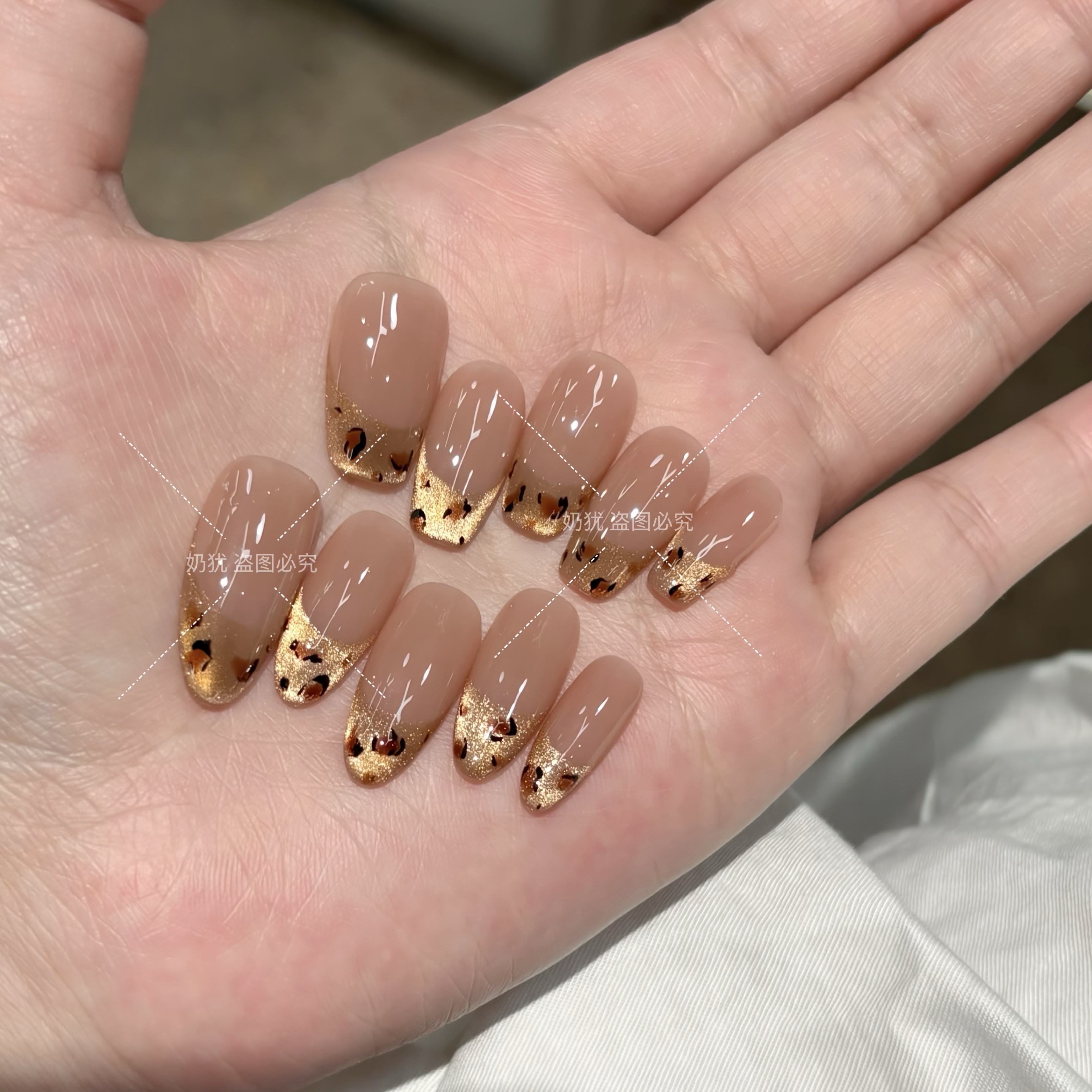 【A金瞳豹跃】秋冬金棕色猫眼手绘豹纹法式纯手工穿戴甲高级感