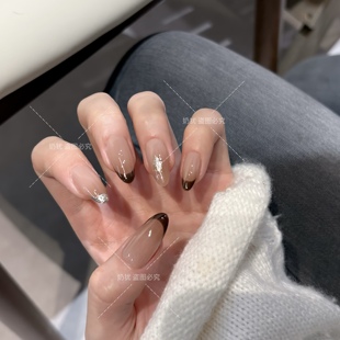 渐变纯手工穿戴甲高品质美甲 秋冬鎏金巧克棕色法式 A暮色鎏金