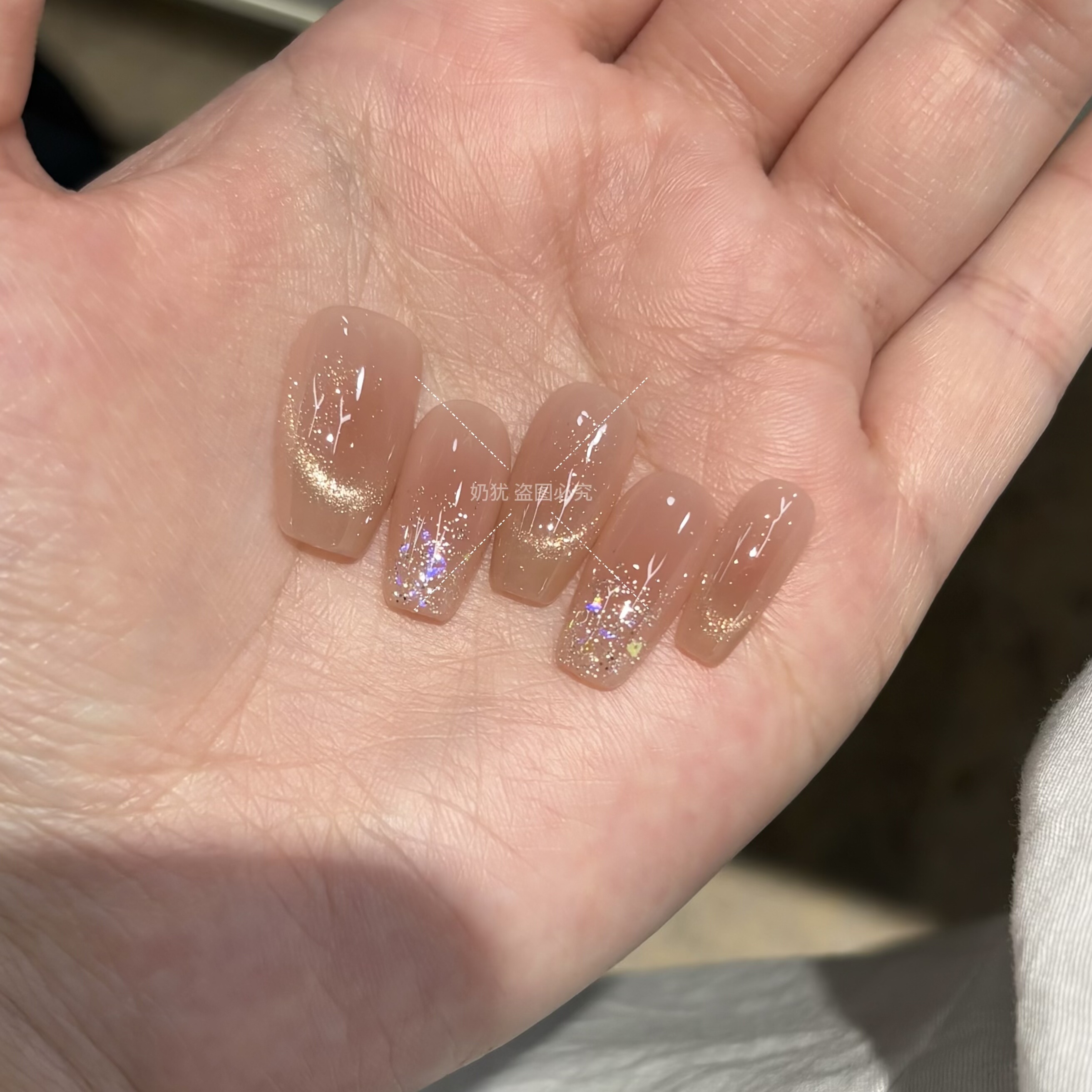 【A焕彩糖衣】高品质爆闪幻彩极光纯手工穿戴甲显白高级法式猫眼