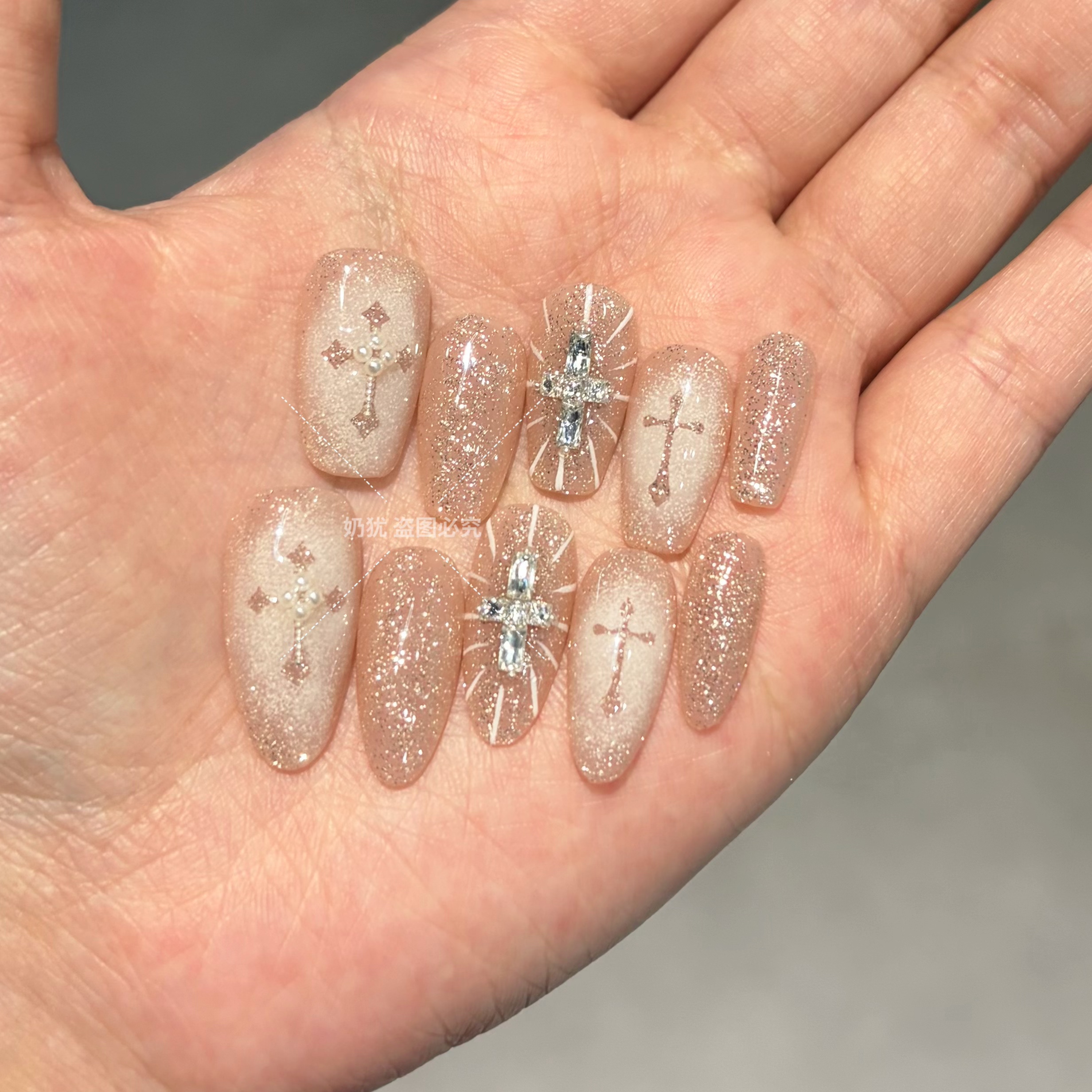 虔梦碎砂纯手工超闪Y2K穿戴甲