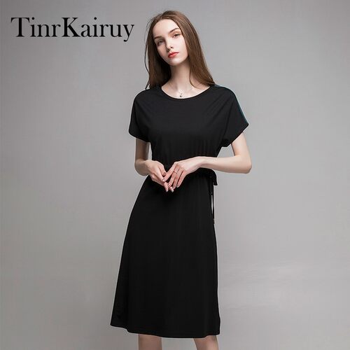 黑色连衣裙抽绳TinrKairuy显瘦