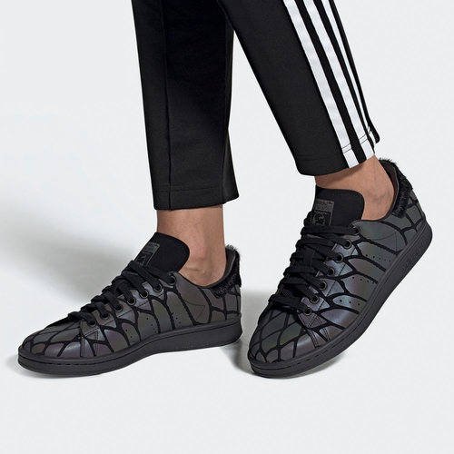 阿迪达斯stanfv4044经典运动鞋