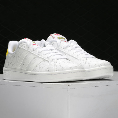 阿迪达斯联名板鞋Adidas正品