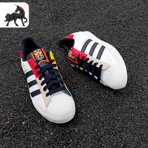 Adidas/阿迪达斯男子休闲板鞋