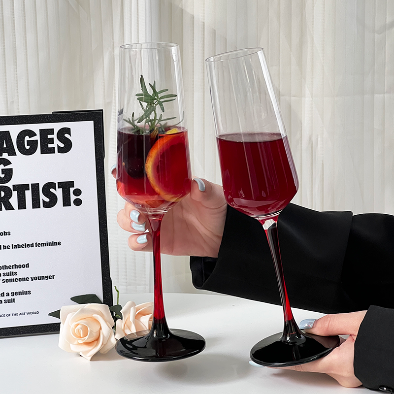 热红酒生日黑杆香槟杯高级感微醺玻璃红酒杯高脚鸡尾酒杯起泡酒杯,餐饮具,甜酒/香槟杯,淘宝优惠券,粉丝福利购,淘宝优惠卷