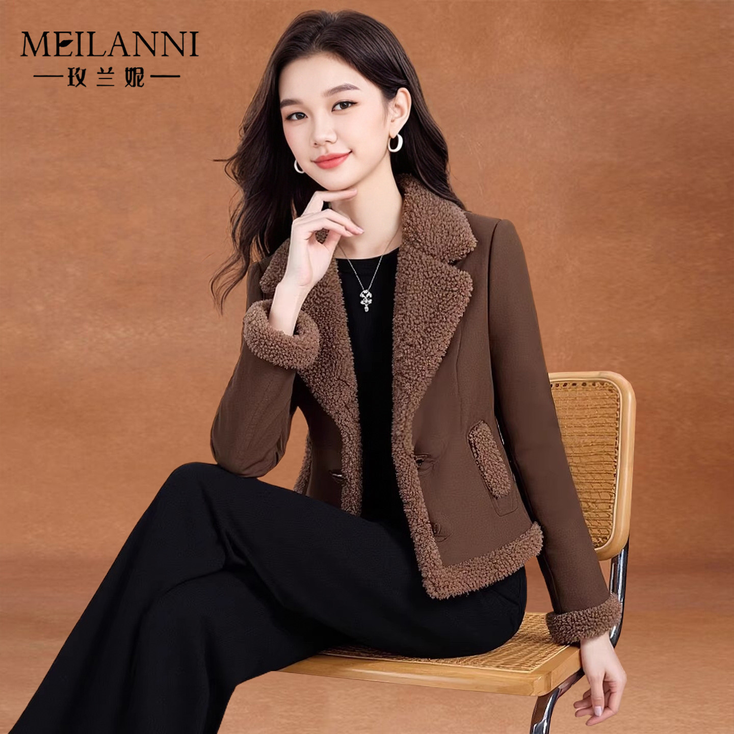 皮毛一体两件套装女冬季穿搭一整套超火减龄皮草时尚洋气加厚妈妈