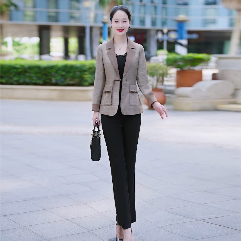 小西装外套女秋装2026新款职业装