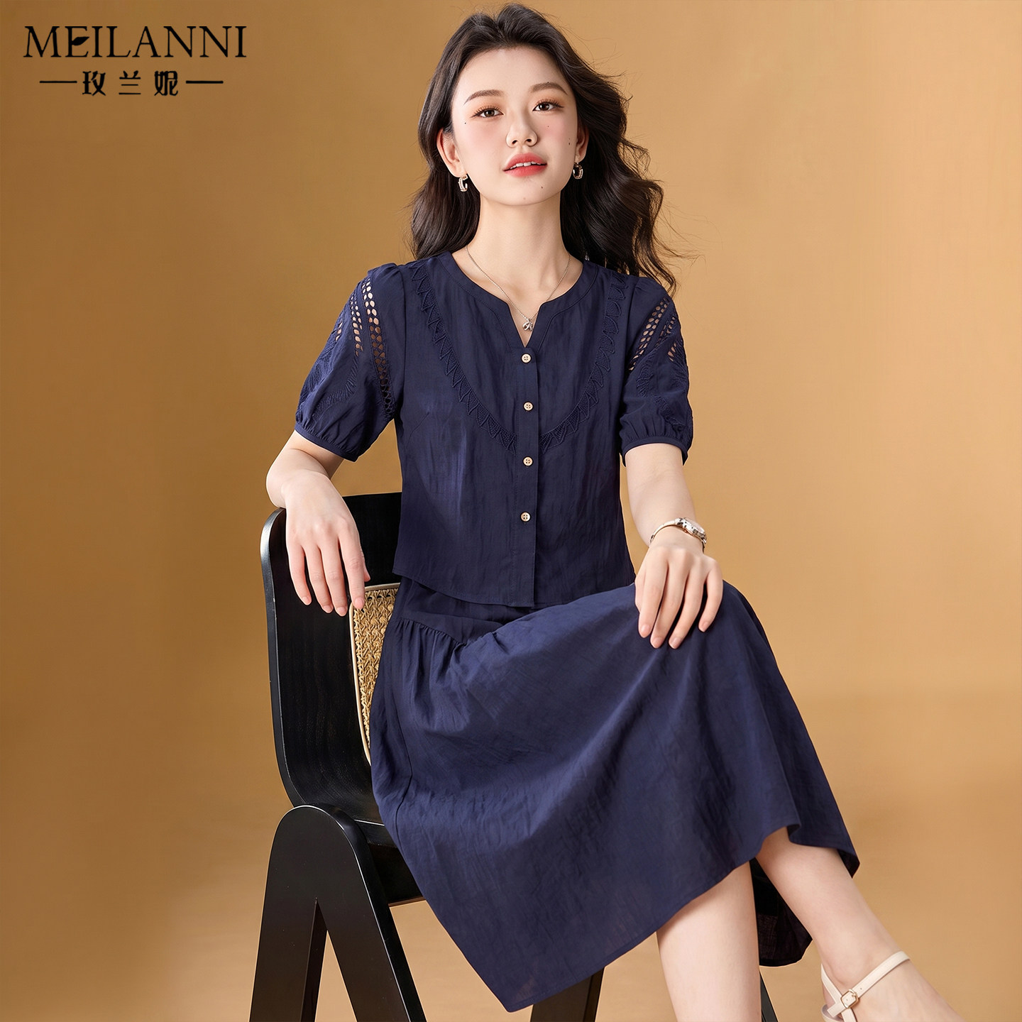 夏季淑女风藏蓝V领假两件连衣裙