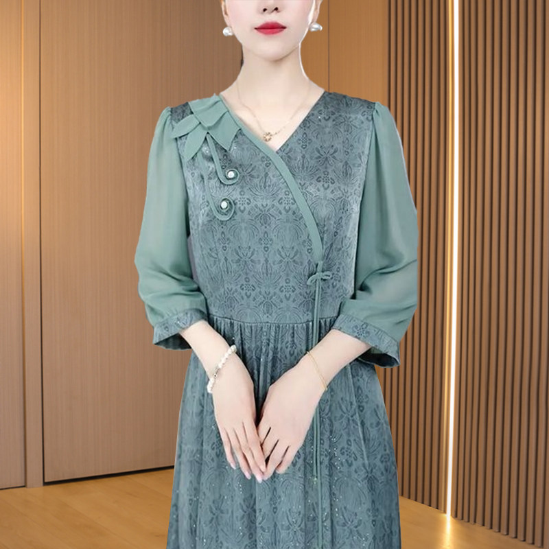 高端绿色V领显瘦妈妈礼服连衣裙