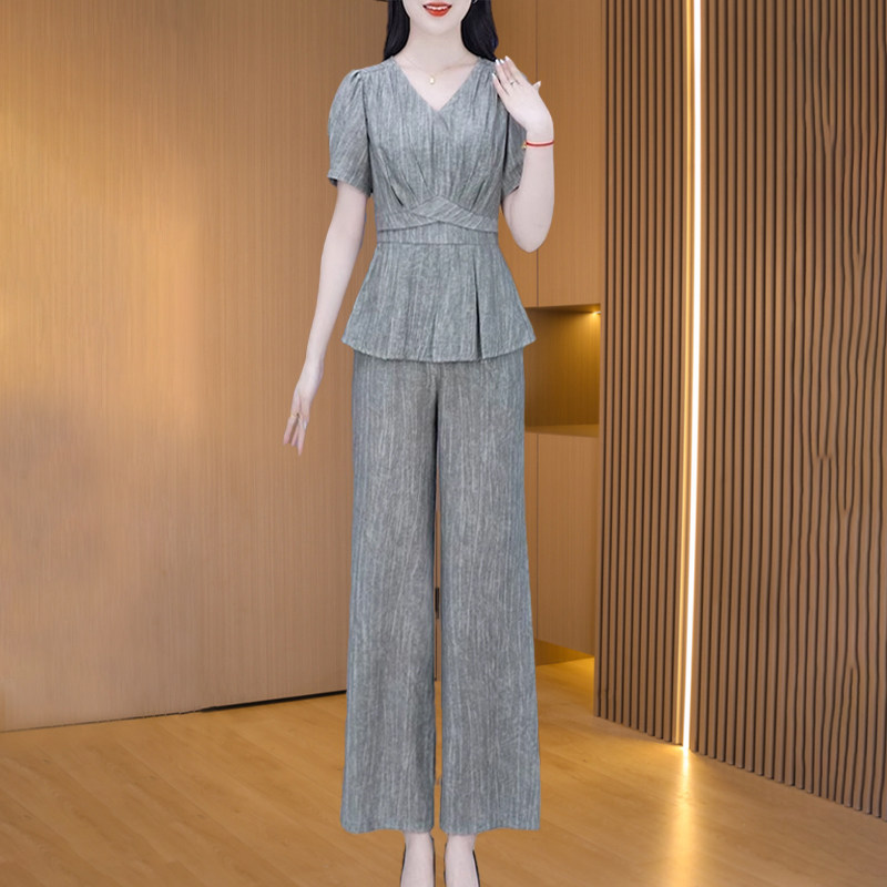冰丝时尚套装2026新款女装夏洋气减龄高端品牌杭州妈妈穿搭两件套