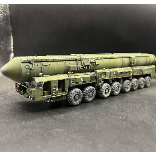 AM白杨M洲际弹道导弹完成品模型