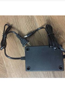 PEDAL2电源适配器线充电器9V2000mA 18VA变压器线交流AC9V2A