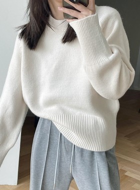 韩版简约白色圆领套头毛衣女加厚保暖2024秋冬新款长袖打底针织衫