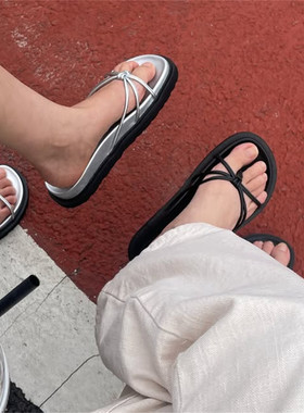 细带组合平底夹趾外穿拖鞋女