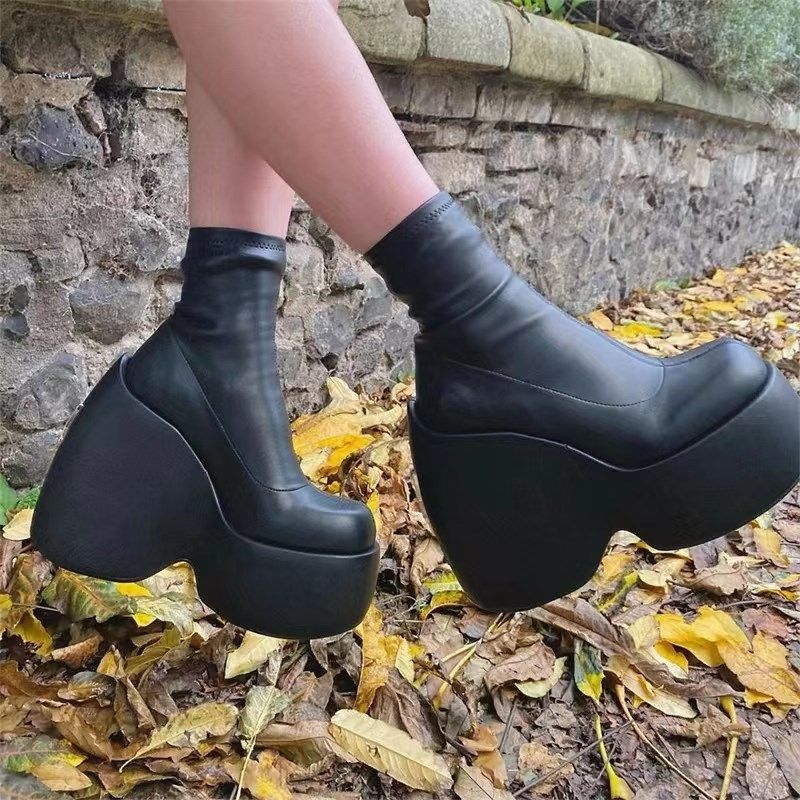 暗黑厚底靴女靴43大码马丁靴women high heel boots martin boots
