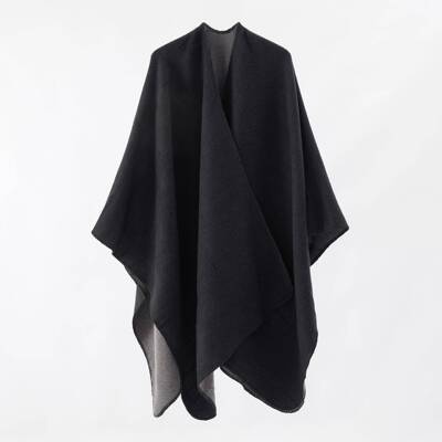 New low-key and connotative elegant socialite travel warm s