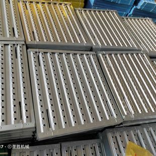 货车驾驶室后面大梁护板解放J6P东风旗舰主车镀锌铁板脚踏板