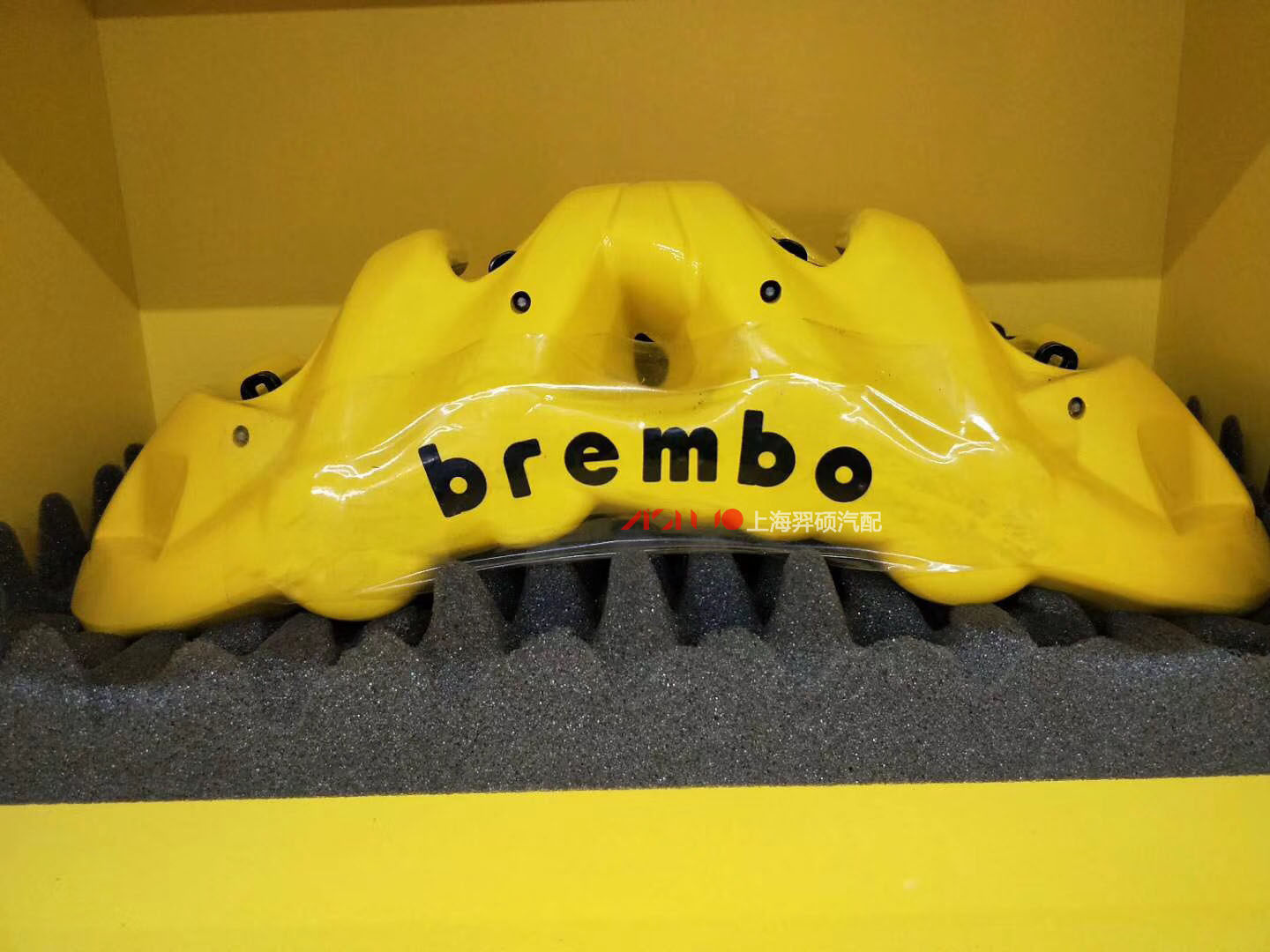 高调奢华进口brembo M8八活塞卡钳鲍鱼套装搭配 412*38碟21寸以上
