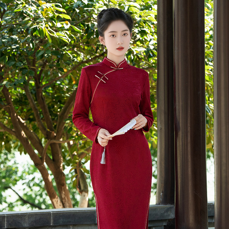 秋冬季长款旗袍改良连衣裙复古提花中年女日常婚宴喜婆婆礼服大码