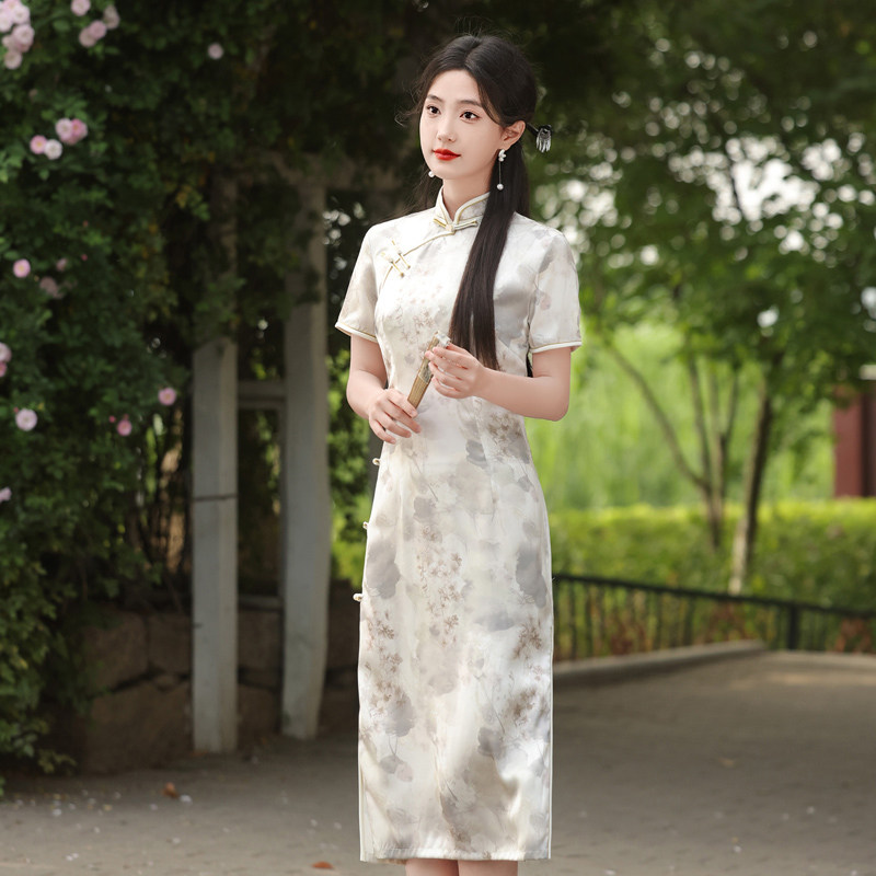 夏季旗袍女新中式改良国风优雅日常通勤高端修身2025年新款小个子