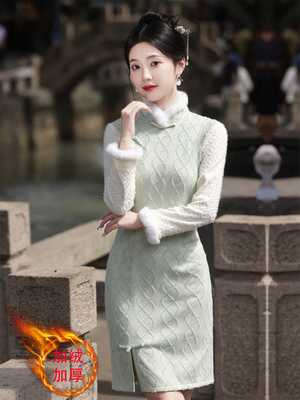 优雅短款复古蕾丝提花加绒旗袍