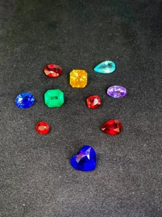 海蓝摩根尖晶蓝宝祖母绿碧玺红宝石芬达卢比来到付 Echo说珠宝