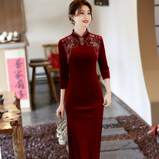 喜婆婆婚宴装丝绒七分袖长旗袍酒红色婚礼大码婚礼长裙妈妈礼服裙