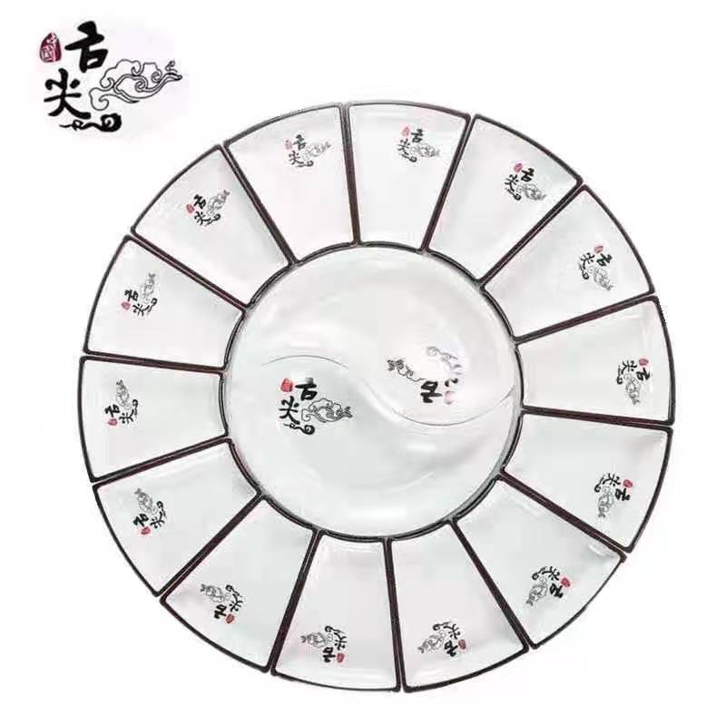 餐厅婚宴酒席过年组合拼盘