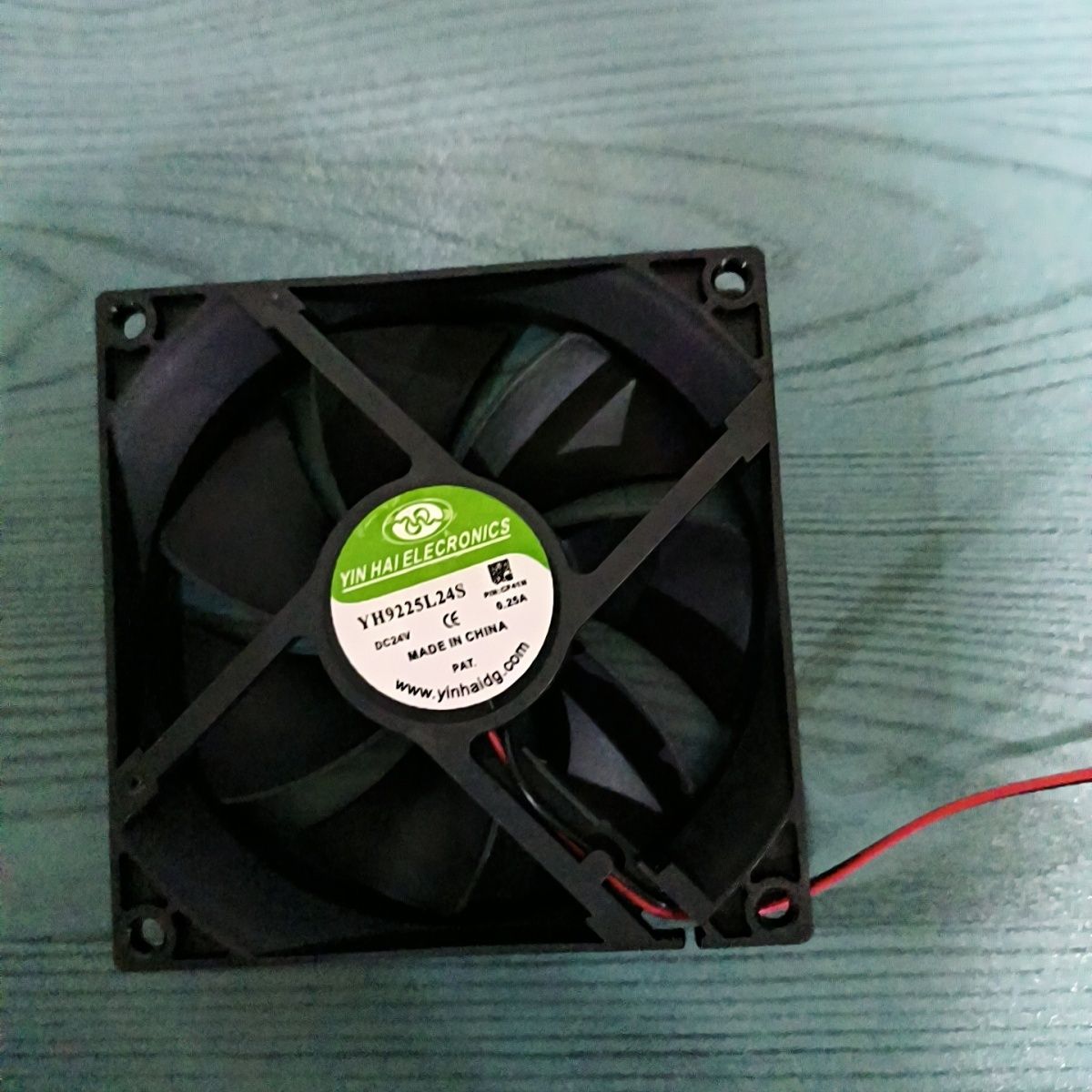 YIN HAI YH9225L24S 9225 24V 0.25A 9厘米 电焊机 机箱 散热风扇