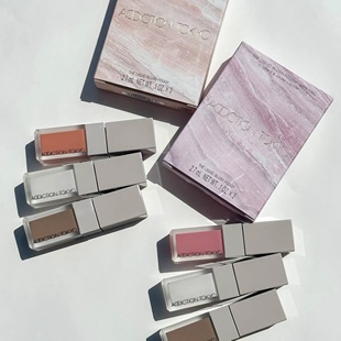 11.21发售！日本ADDICTION2025新品圣诞限定液体高光腮红套装101#