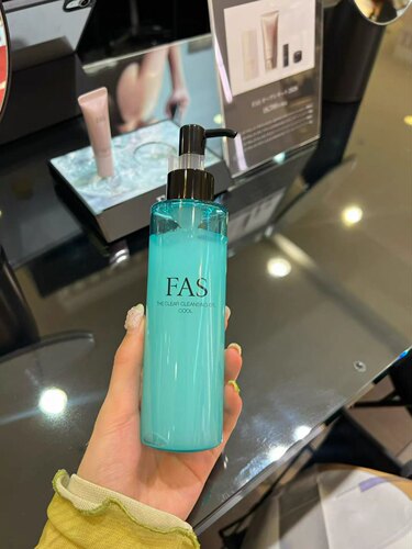 现货！日本 FAS 2026夏季限定 冰感卸妆啫喱 保湿滋润 180ml