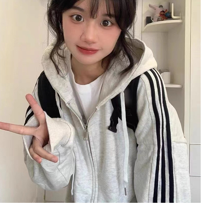 女童超好看洋气连帽卫衣2025春秋新款中大童春装加绒开衫爆款外套