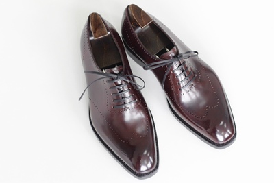 商务正装皮鞋雕花固特异